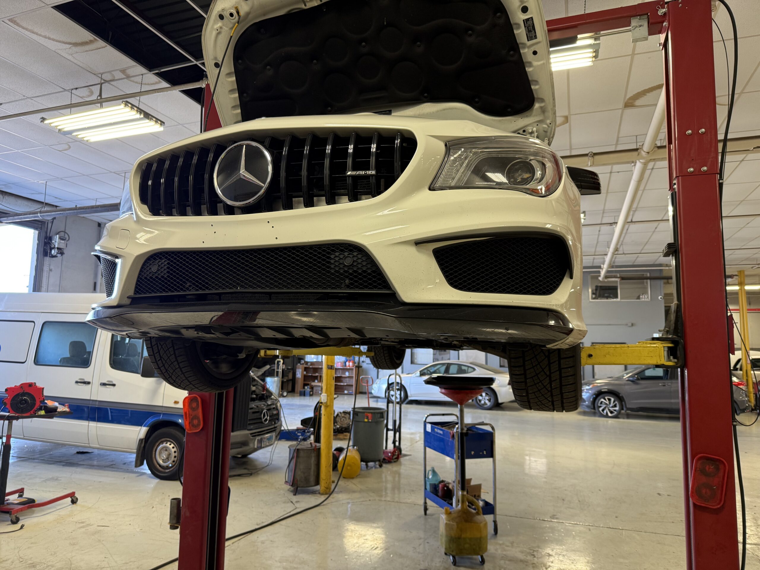 Mercedes oil change in German cars